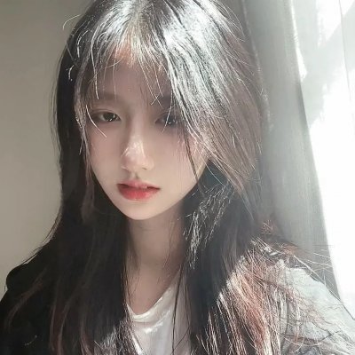 坠雪少女